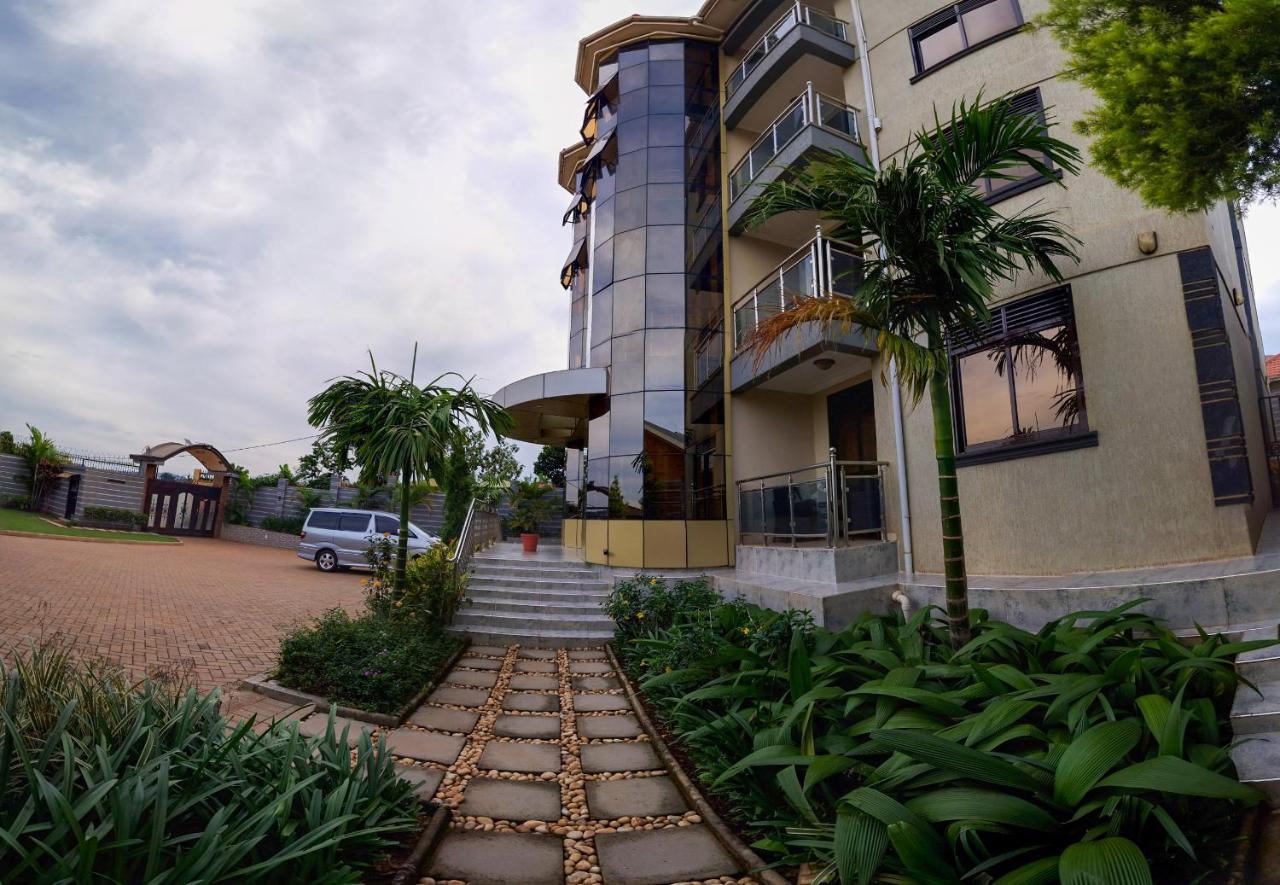 Lubowa Eric Wilkins Apartments מראה חיצוני תמונה