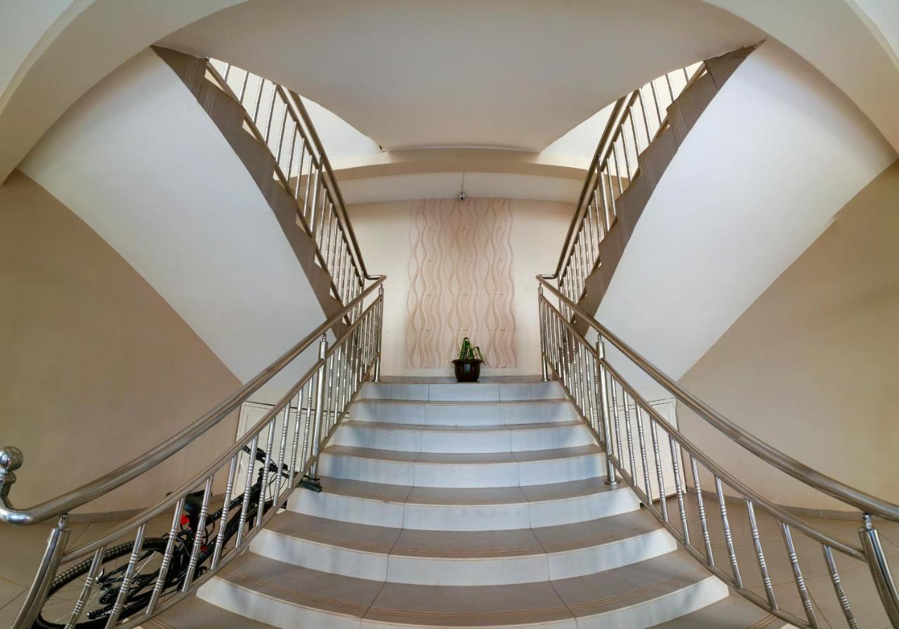 Lubowa Eric Wilkins Apartments מראה חיצוני תמונה