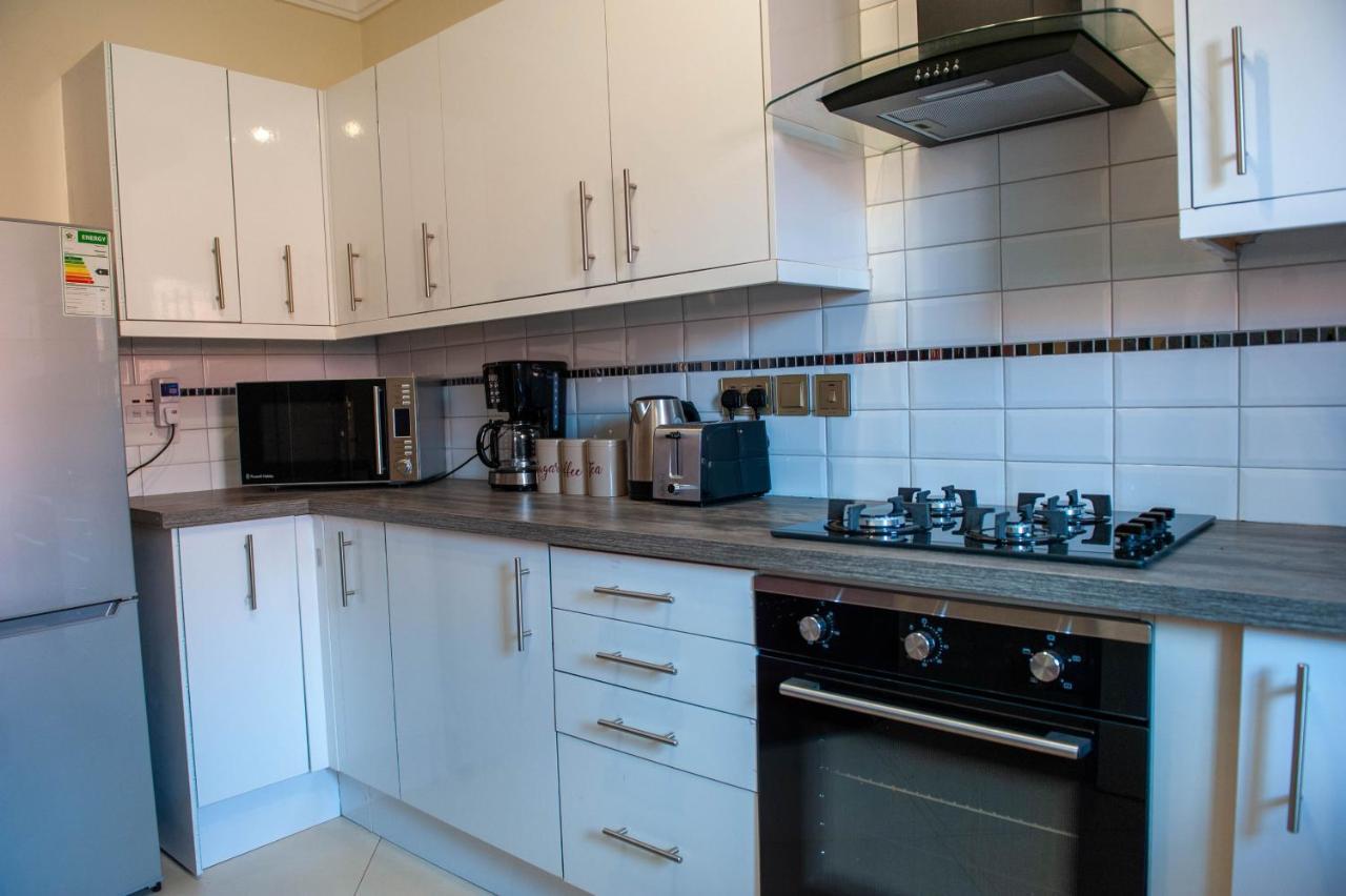 Lubowa Eric Wilkins Apartments מראה חיצוני תמונה